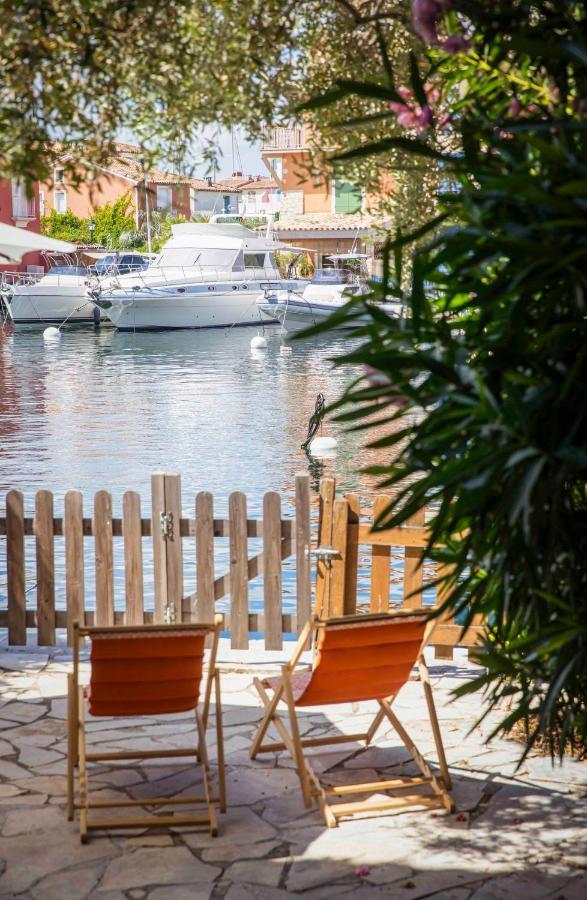 Appartement Amour Terrasse Sur L'Eau 格里莫 外观 照片