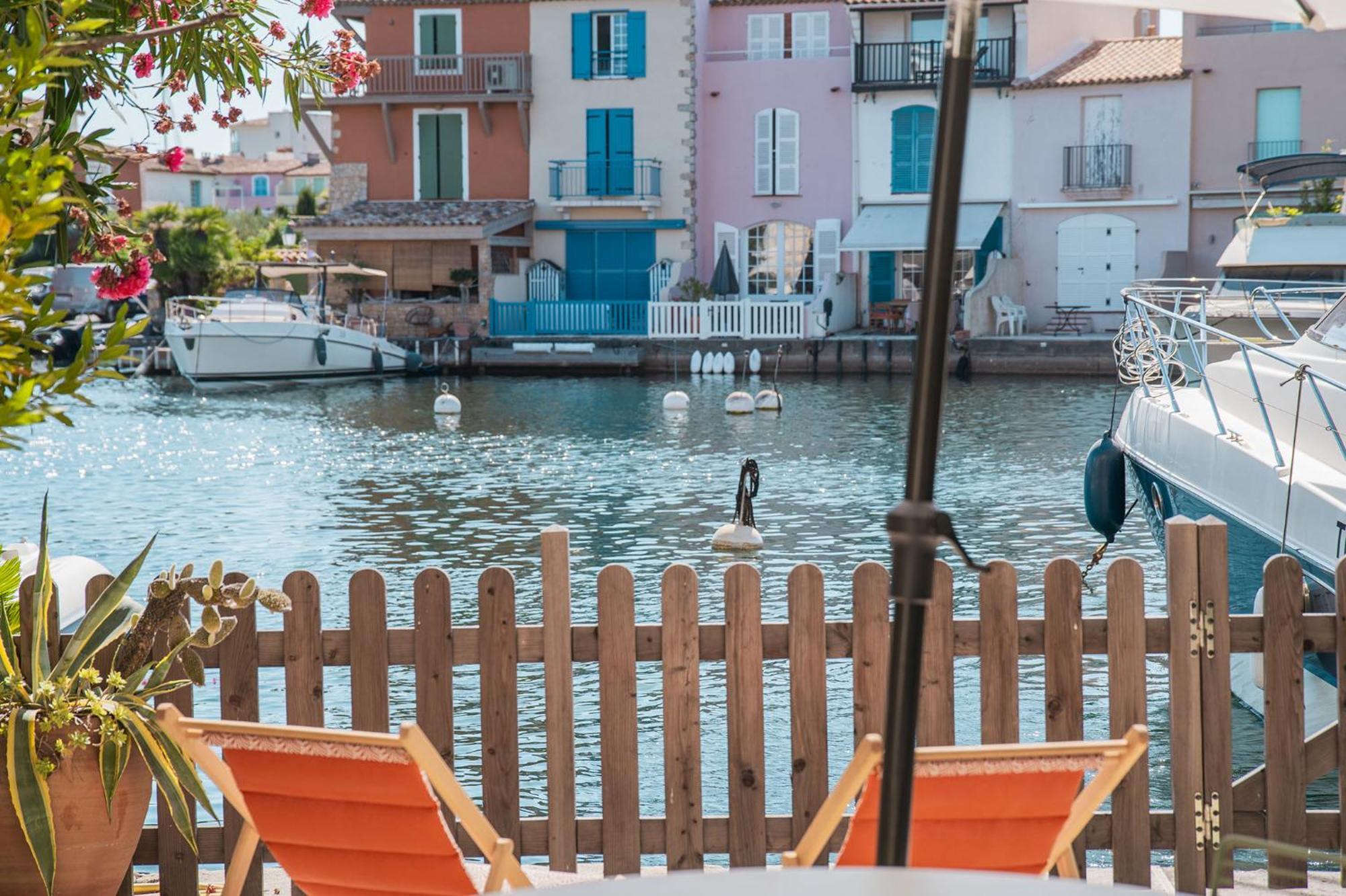 Appartement Amour Terrasse Sur L'Eau 格里莫 外观 照片